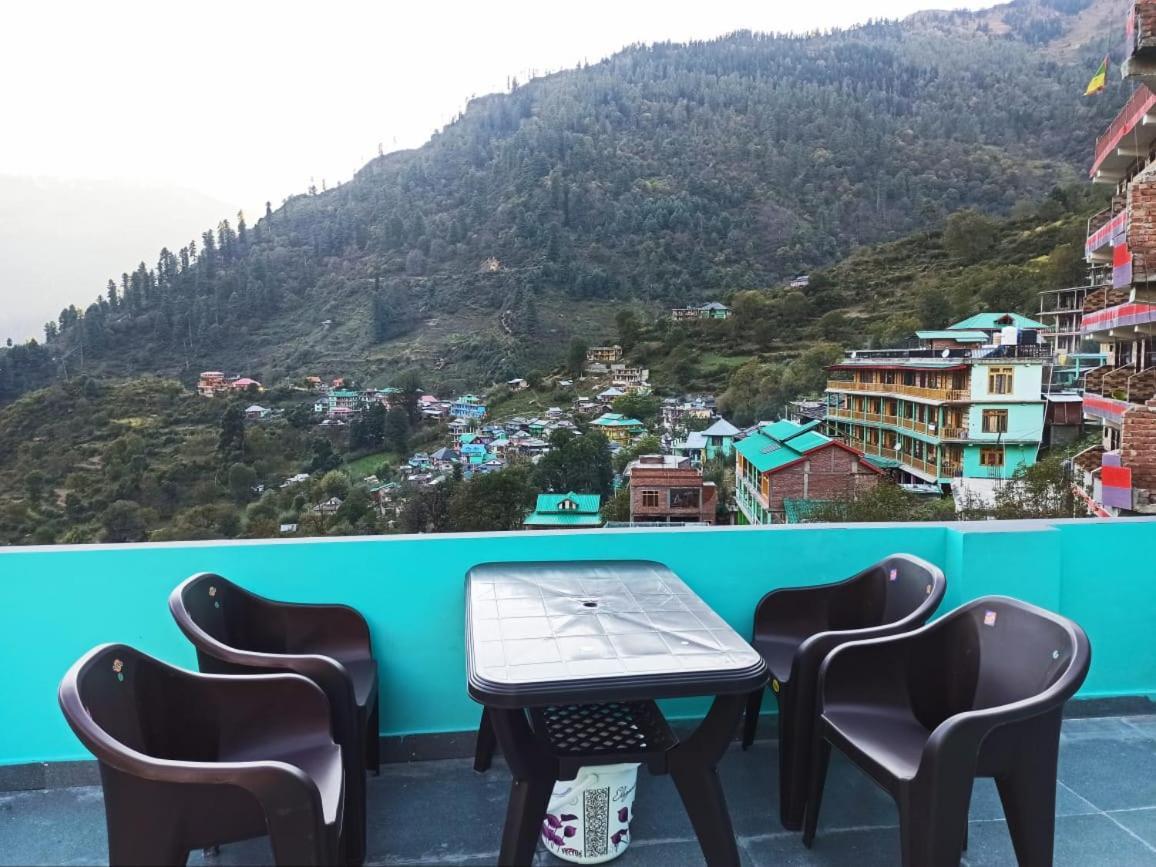 Aman Resort, Tosh Village, Himachal Pradesh ภายนอก รูปภาพ