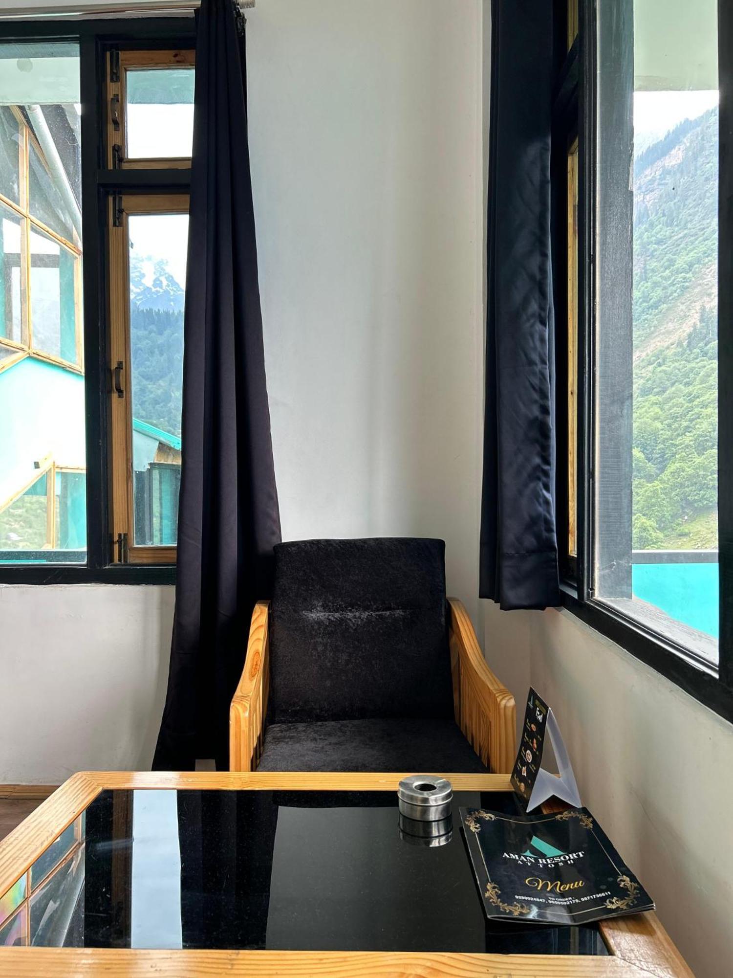 Aman Resort, Tosh Village, Himachal Pradesh ภายนอก รูปภาพ